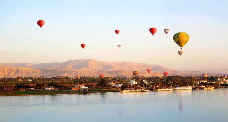 Pyramids, The Nile & Lake Nasser Pyramids, The Nile & Lake Nasser